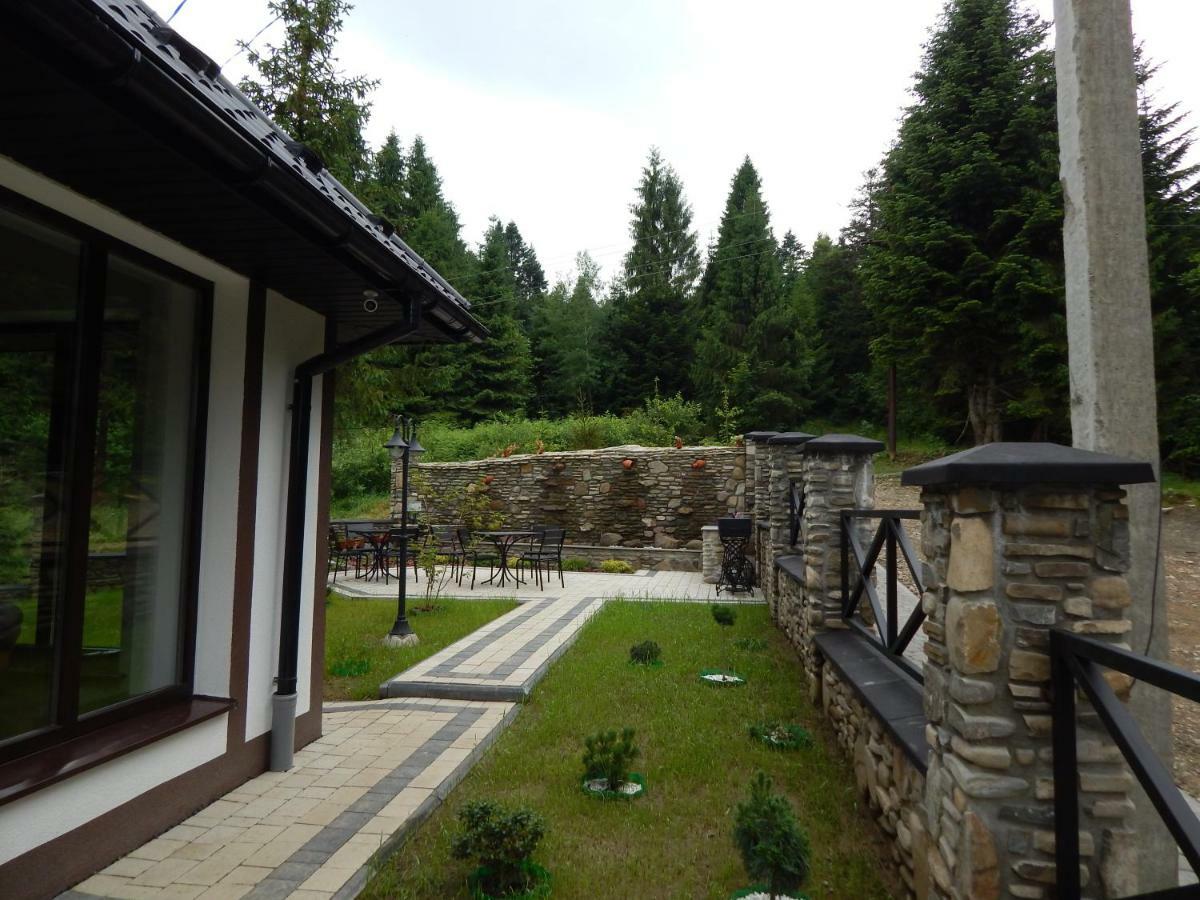 Skhidnytsia Феєрія Лісу 아파트 호텔 외부 사진